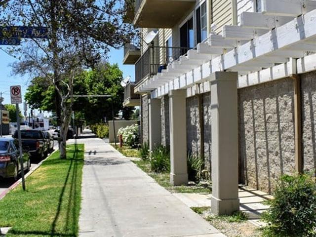 Apartment for rent in Reseda, Reseda