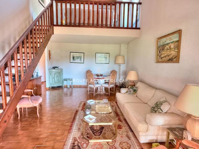 Appartement vente à Arrondissement de Draguignan, Saint-raphaël