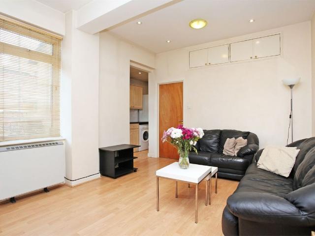 Apartment for rent in London Borough of Ealing, Greater London