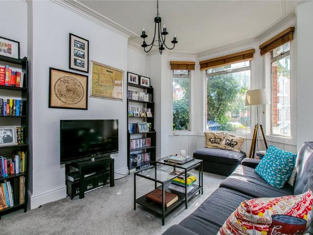 House for rent in London Borough of Ealing, Greater London