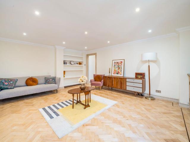 Apartment for rent in London Borough of Ealing, Greater London