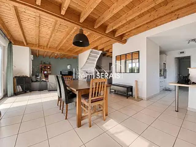 Maison vente à Champ Saint-Loup, Valframbert
