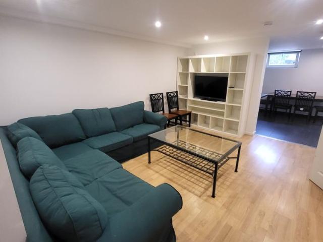 Hus hyra i Upplands Väsby, Stockholm