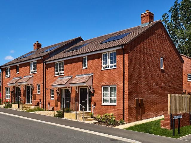 House for rent in Radford Semele, Warwick