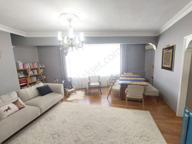 Üsküdar, İstanbul içerisinde kiralık mülk