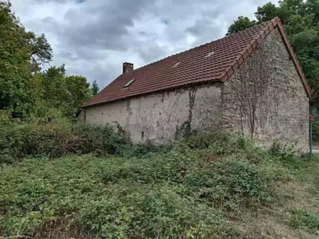 Maison vente à La Tuilerie, Valigny