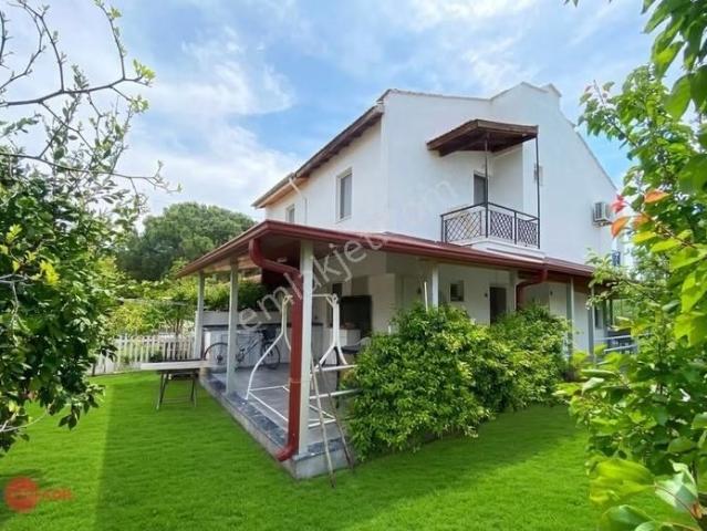 Dikili, İzmir içerisinde kiralık Villa