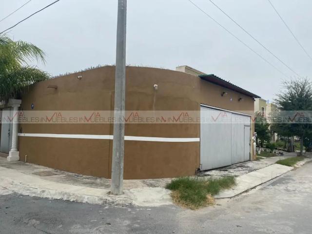 Casa en venta en Salinas Victoria, Nuevo León