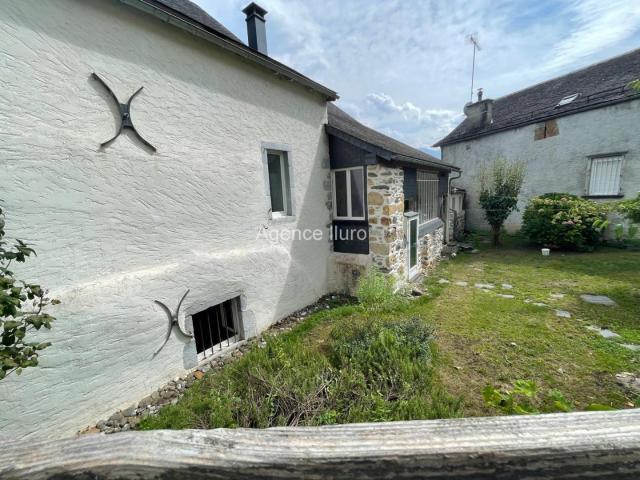 Maison vente à Oloron-Sainte-Marie, Eysus