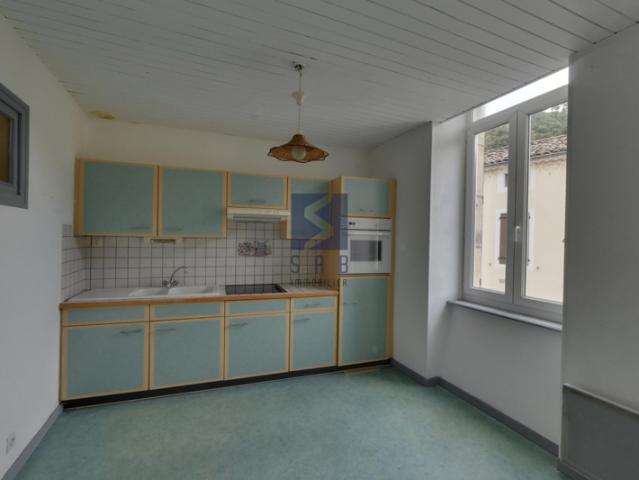 Maison vente à Privas, Saint-sauveur-de-montagut