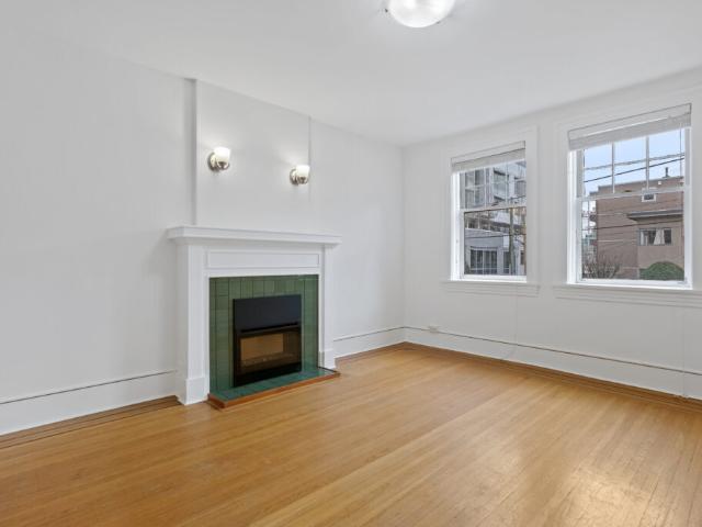 Apartment for rent in Vancouver, British Columbia