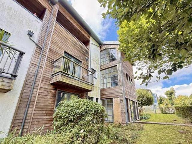 House for sale in Follaton, Strode