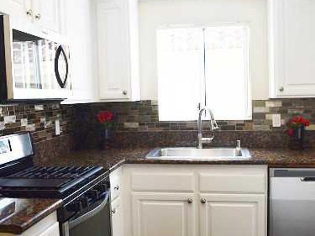 Apartment for rent in Burbank, California