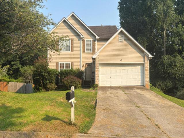 House for sale in Flowery Branch, Georgia