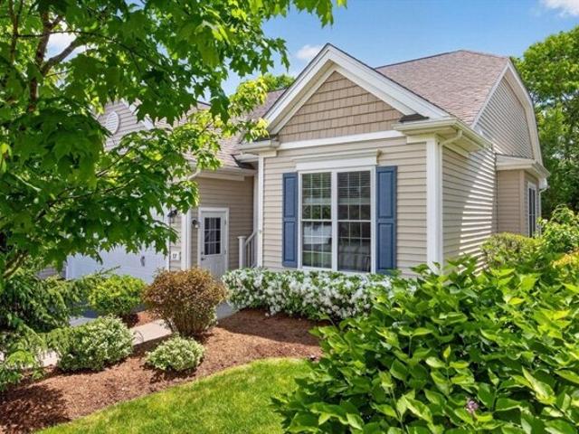 House for sale in Manomet, Massachusetts