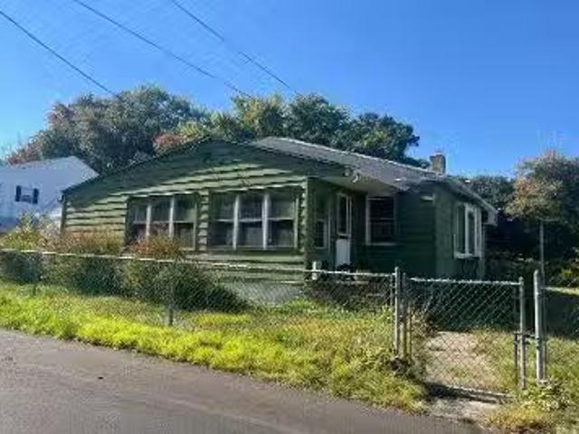 House for sale in Sewell