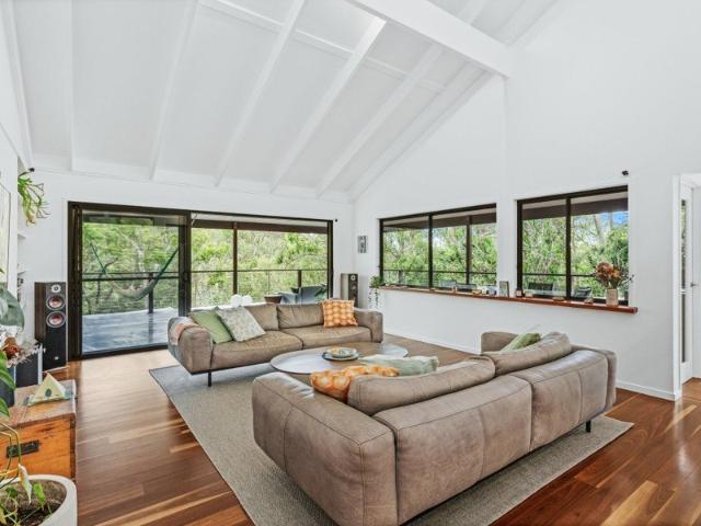 House for sale in Bonogin, Gold Coast City
