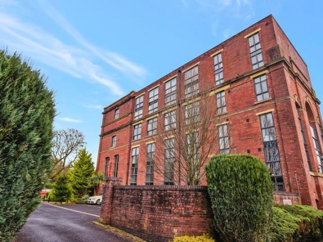 Apartment for rent in Lee Bank, Greater Manchester
