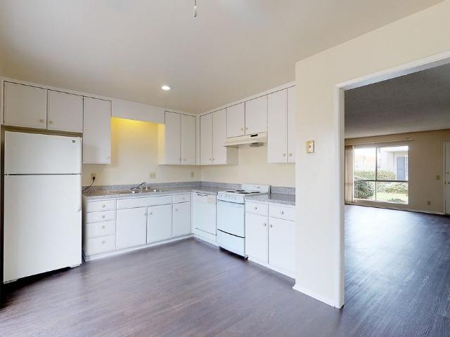 Apartment for rent in Fountain Valley, California