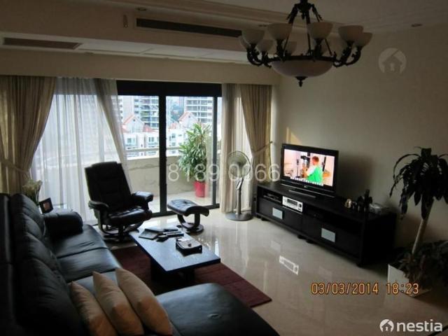 Apartment for sale in Tanglin Road
