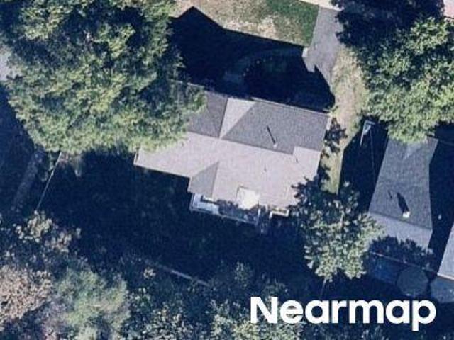 House for sale in River Edge, New Jersey
