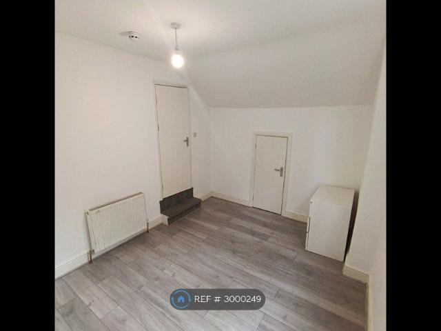 Studio for rent in Shortlands, Greater London