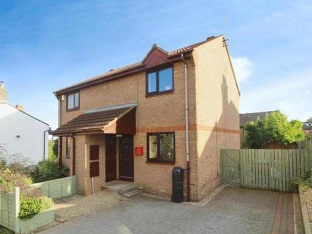House for sale in Pudsey, West Yorkshire