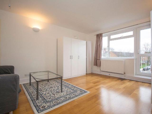 Apartment for rent in Streatham, Greater London