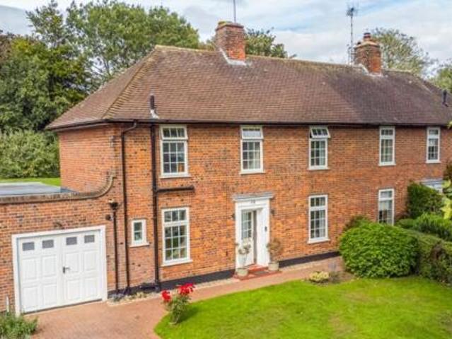 House for sale in Welwyn Garden City, Welwyn Hatfield