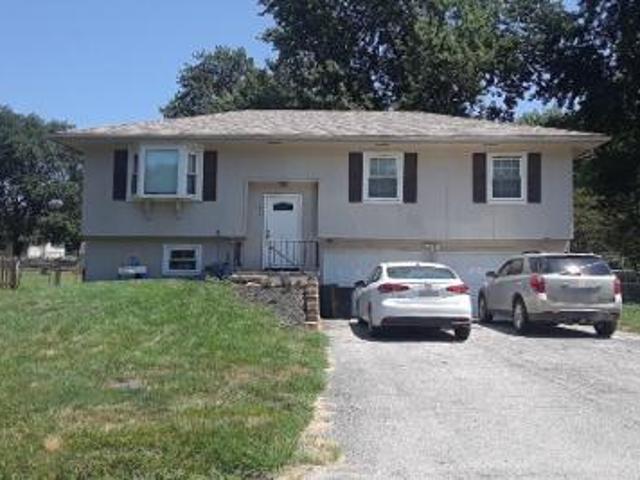 House for sale in Lathrop, Missouri