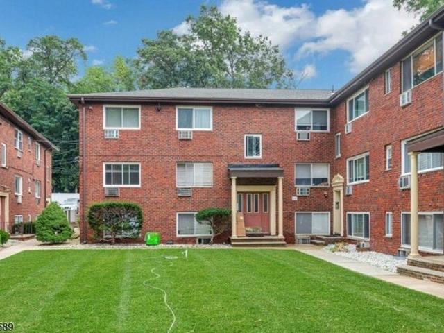 Condo for sale in Academy Heights, South Orange