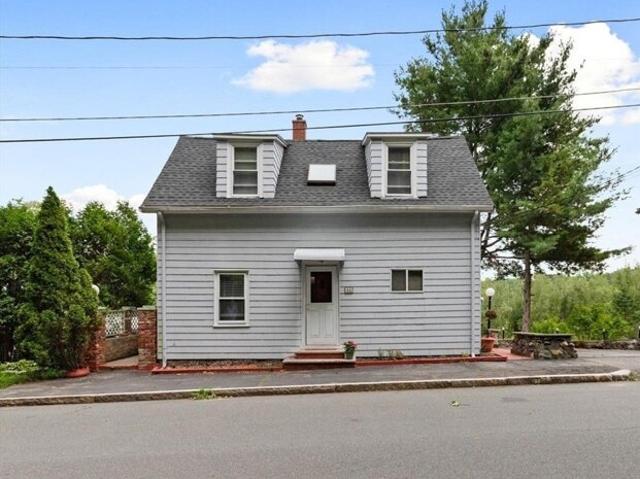 House for sale in Wakefield, Massachusetts