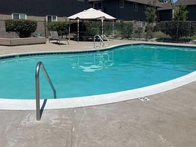 Apartment for rent in Shasta, California