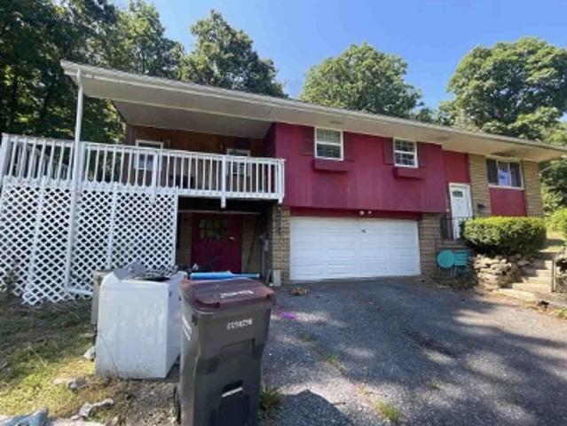 House for sale in Valley View, Benner Township