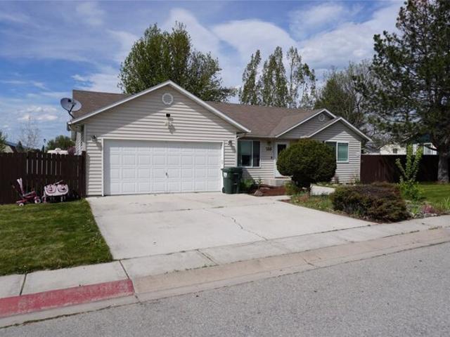 House for sale in Stevensville