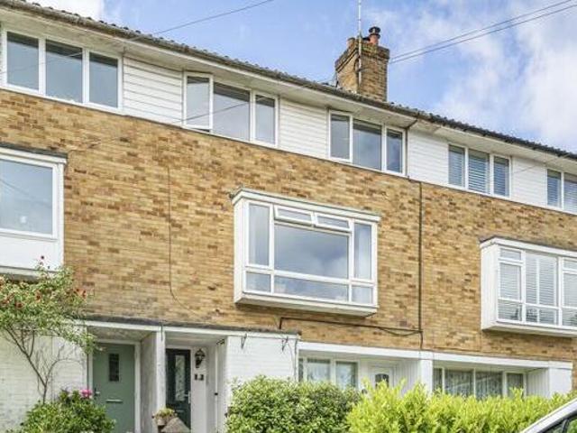 House for sale in The Butts, Kent