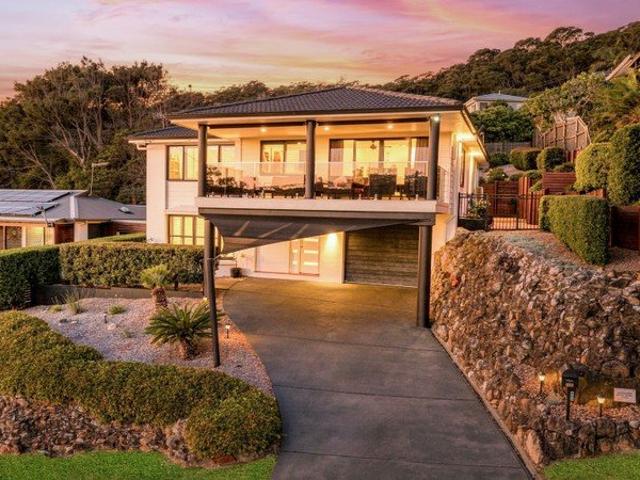 House for sale in Forresters Beach, Central Coast Council