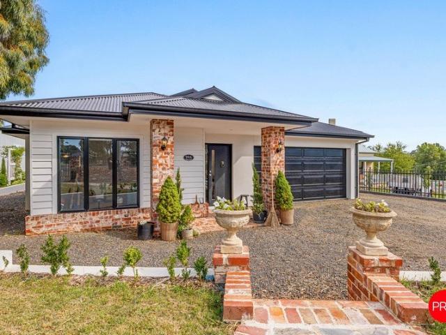 House for sale in Taradale, Victoria