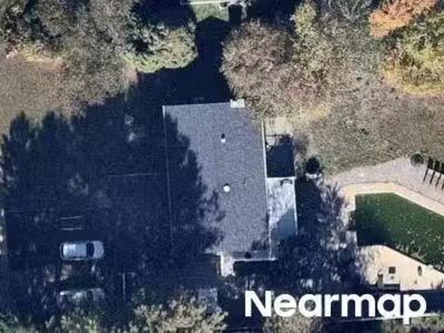 House for sale in Brick