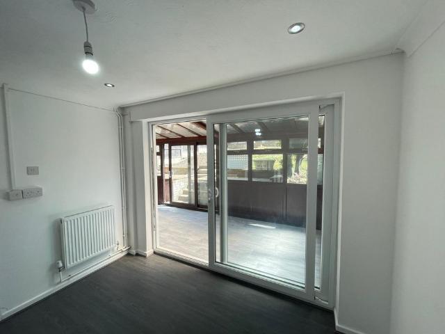 House for rent in Bourne End, Pouchen End