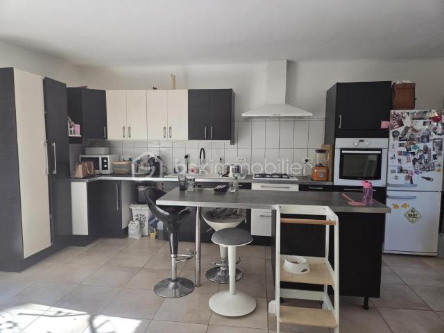 Maison location à Nîmes, Valliguières