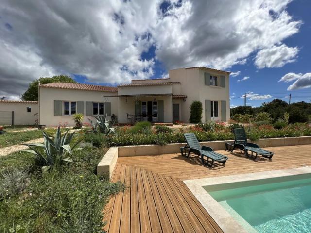 Maison vente à Nîmes, Valliguières