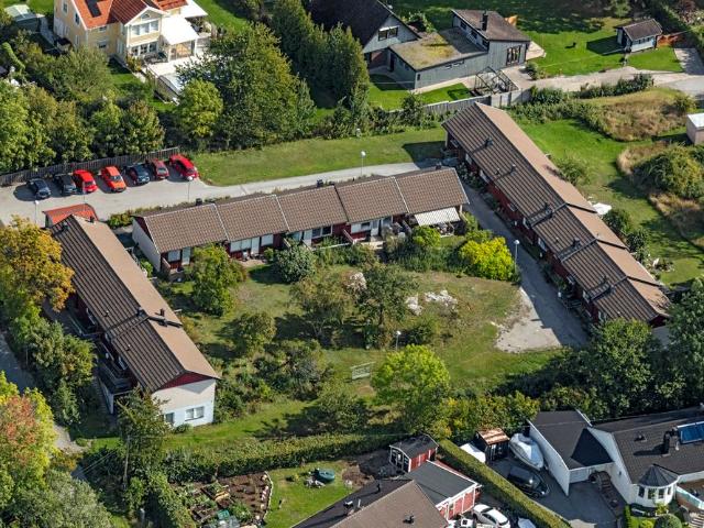 Lägenhet hyra i Stenhamra, Stockholm