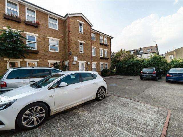 Apartment for rent in London Borough of Southwark, Greater London