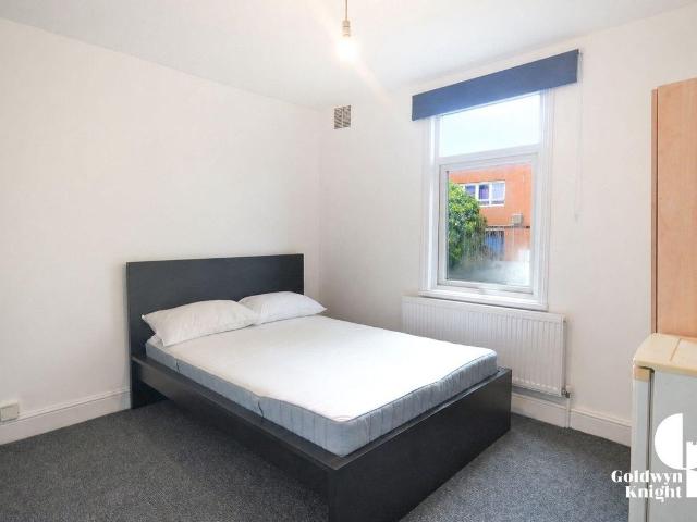 Studio for rent in Camberwell, Greater London