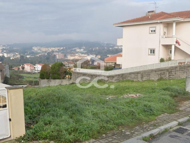 Terreno venda em Valongo, Porto