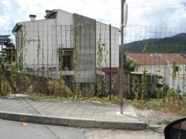 Terreno venda em Valongo, Porto