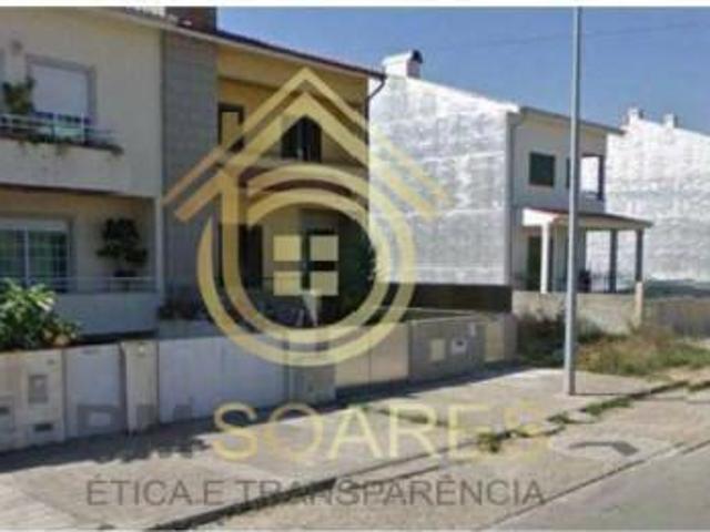 Terreno venda em Valongo, Porto