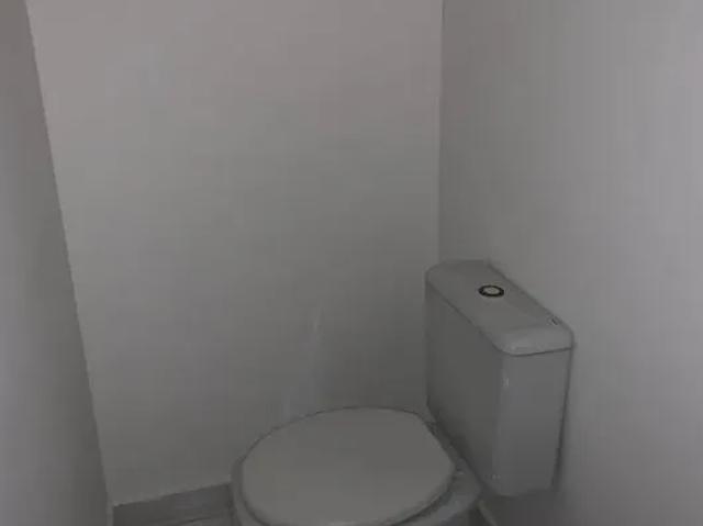 Ponto Comercial aluguel em Região Imediata de São Paulo, Região Metropolitana de São Paulo