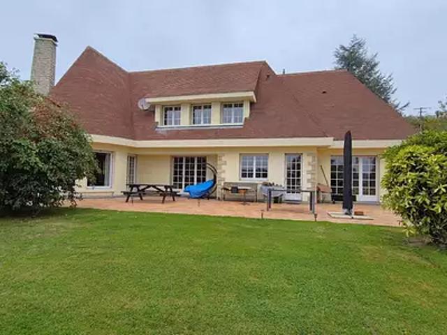 Maison vente à Lisieux, Normandie